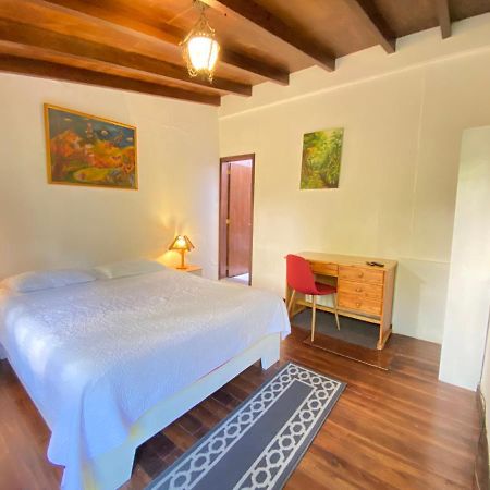 Hostal Alcala Quito Esterno foto