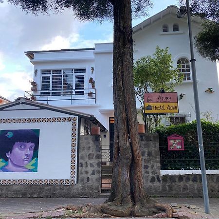 Hostal Alcala Quito Esterno foto