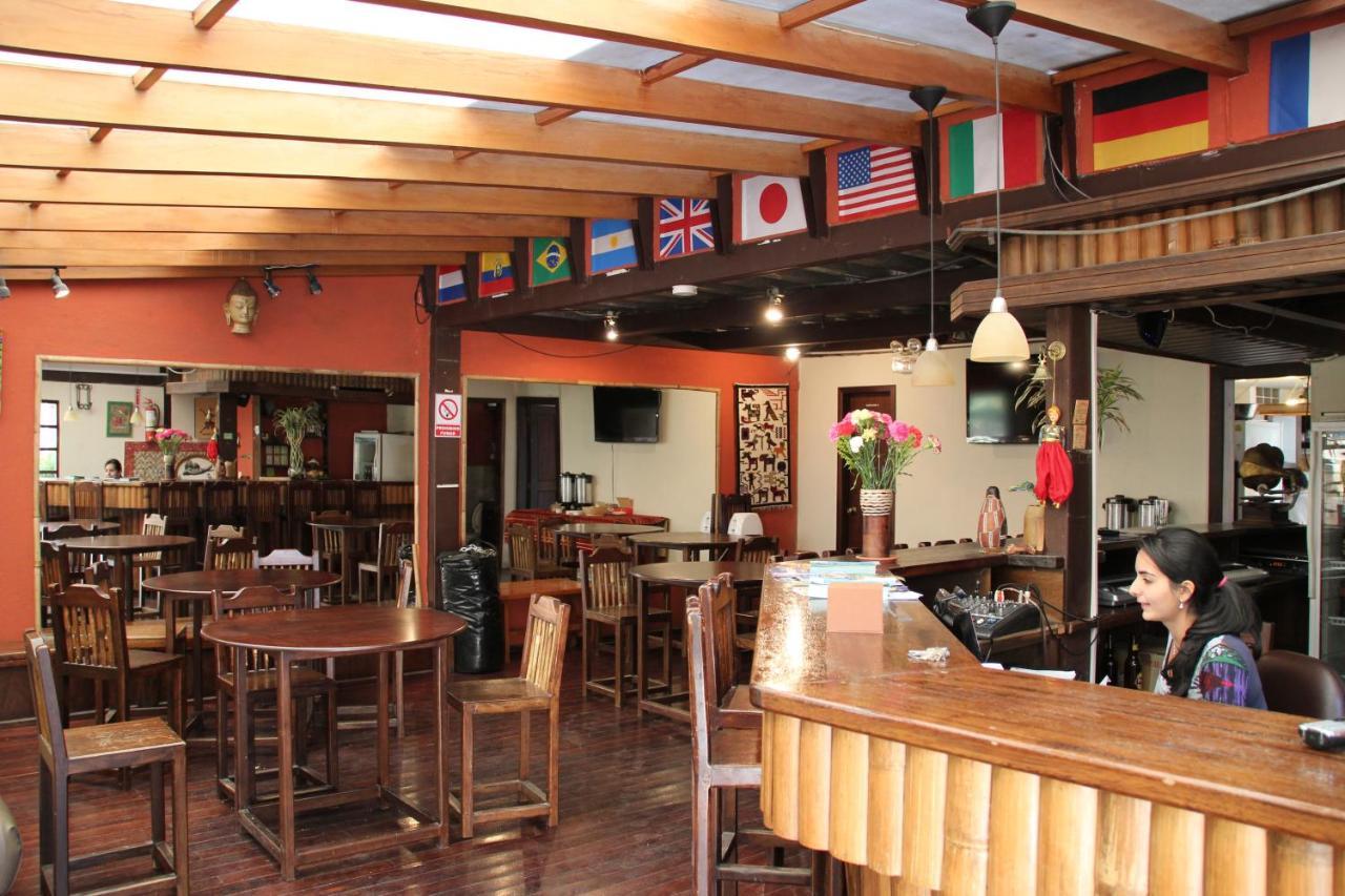 Hostal Alcala Quito Esterno foto