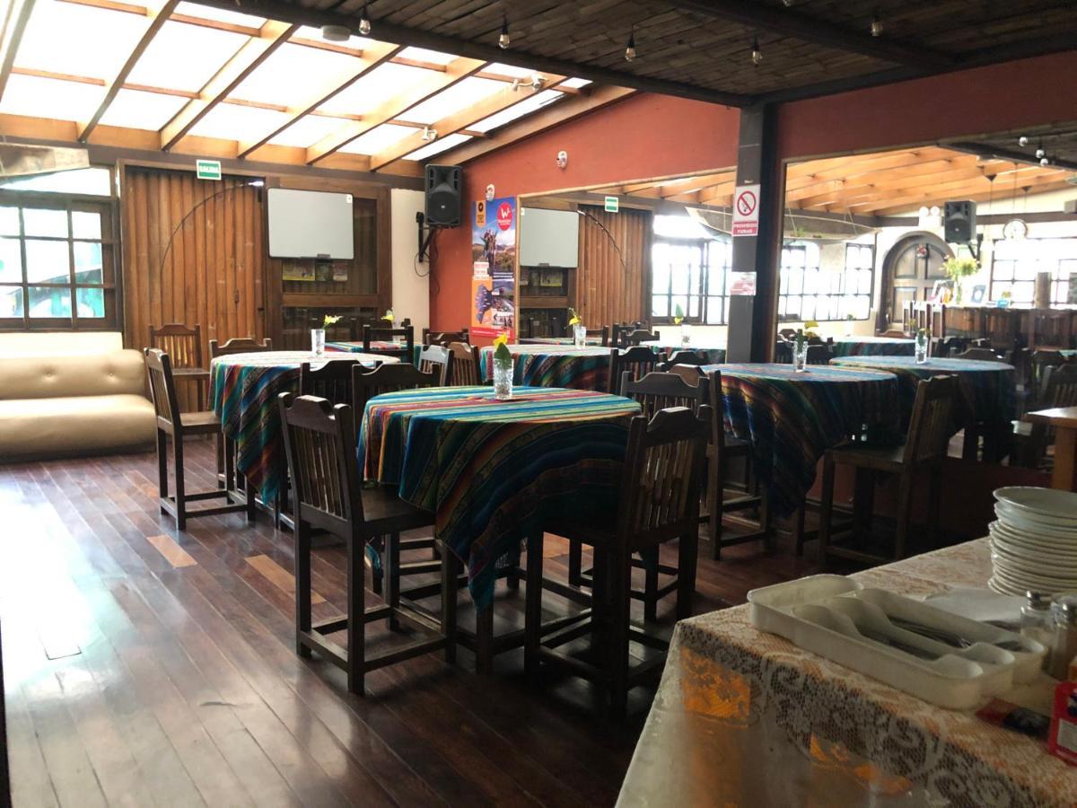 Hostal Alcala Quito Esterno foto