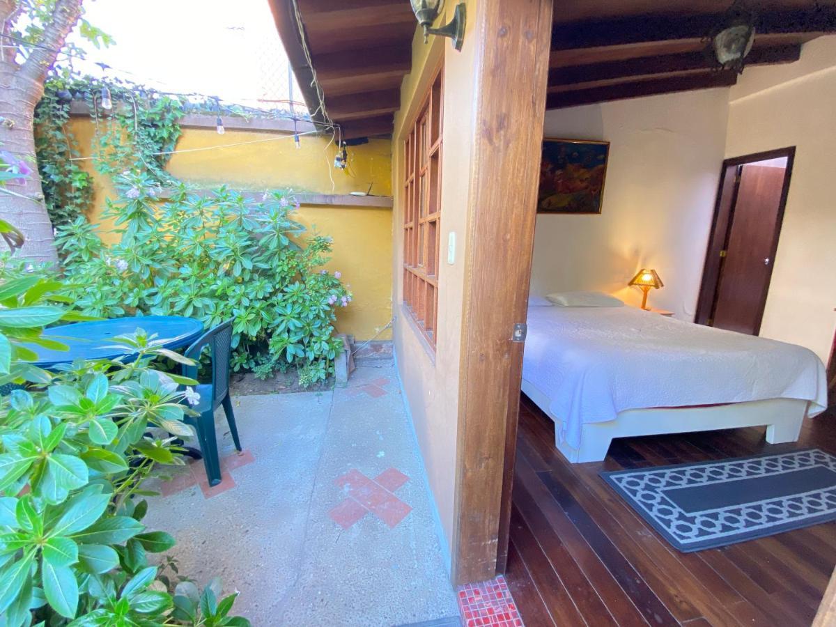 Hostal Alcala Quito Esterno foto
