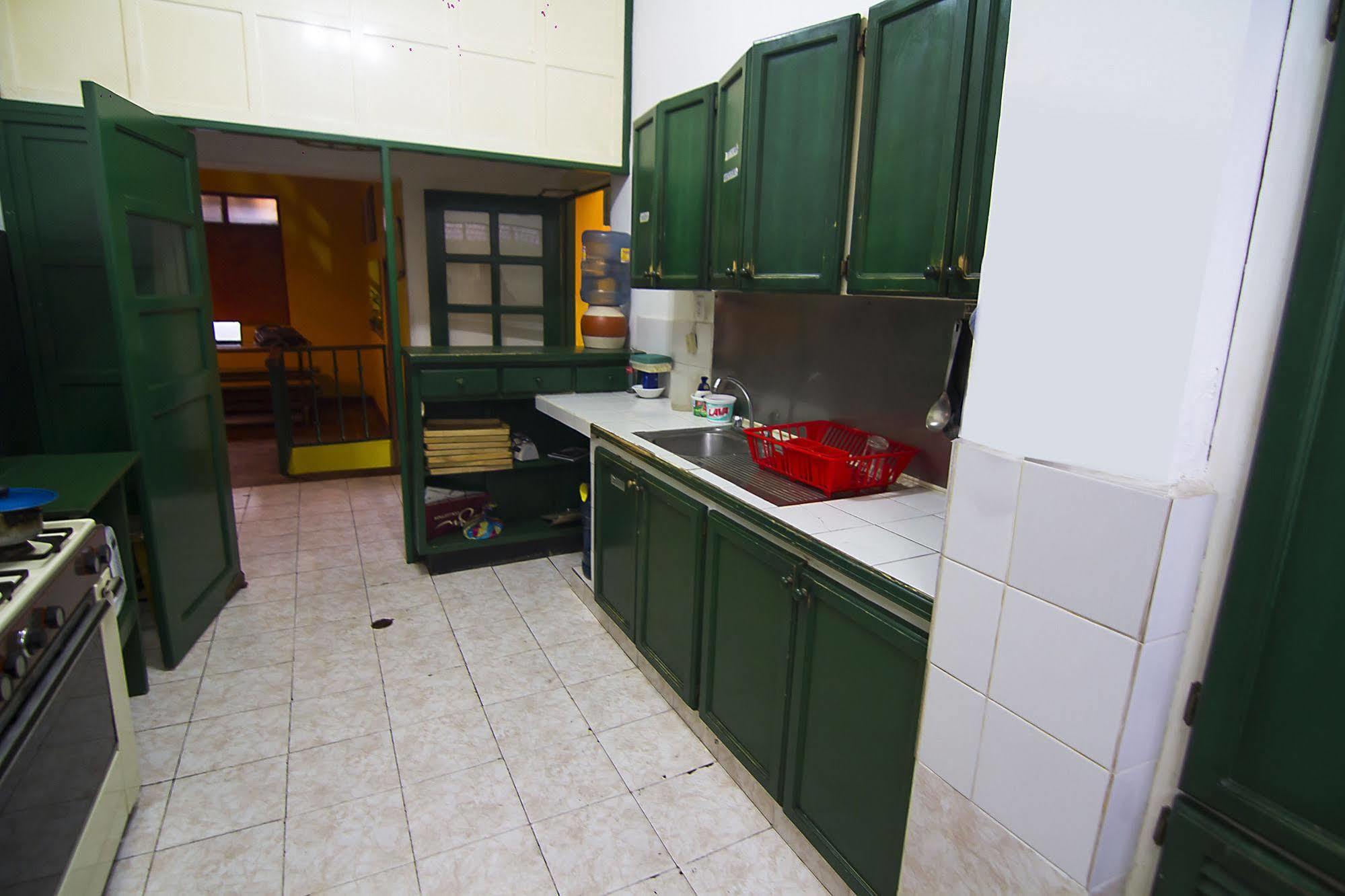 Hostal Alcala Quito Esterno foto