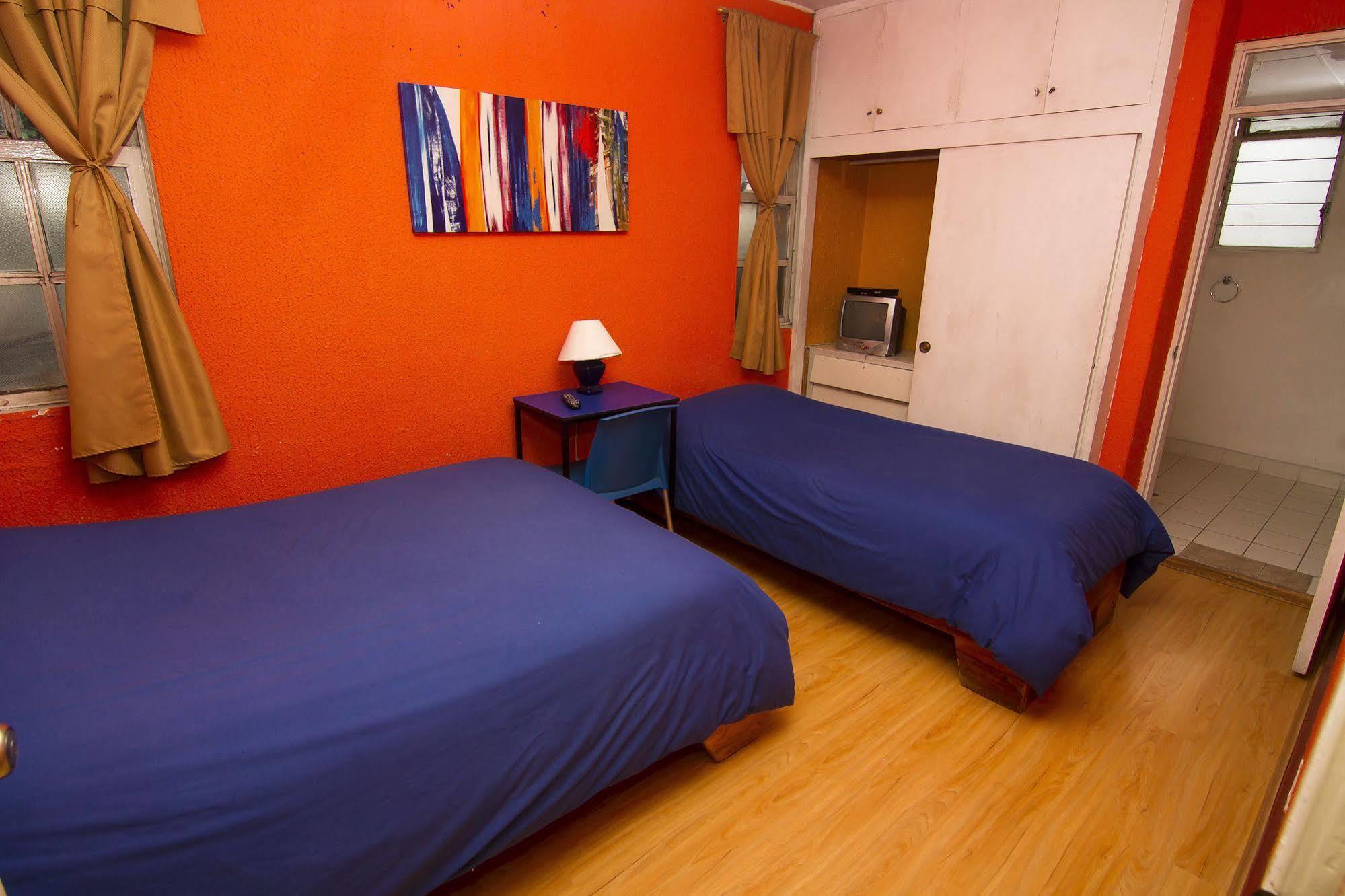 Hostal Alcala Quito Esterno foto