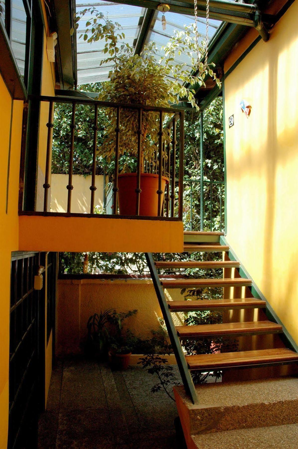 Hostal Alcala Quito Esterno foto